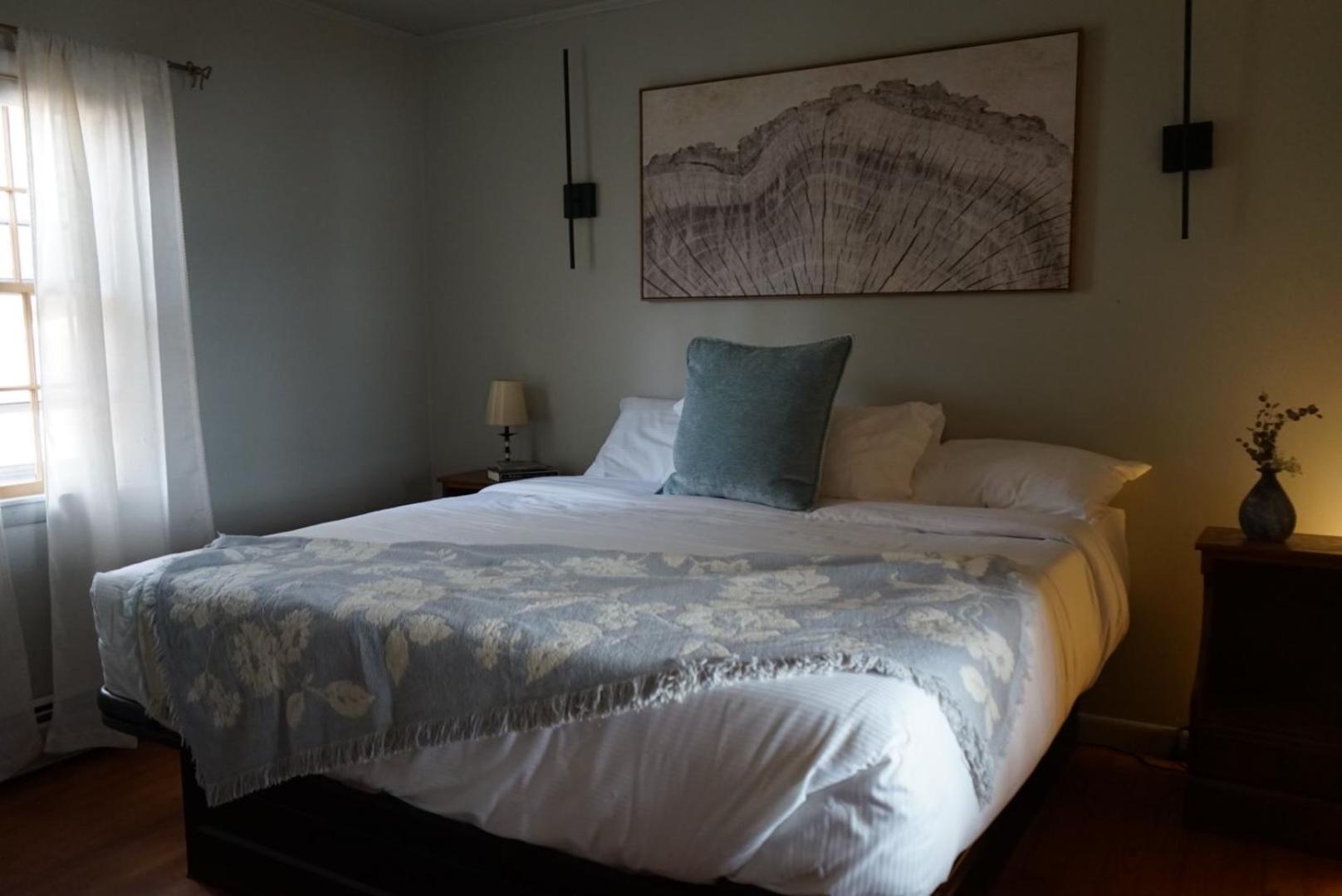 Alamoosook Lakeside Inn Orland 外观 照片